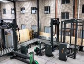 瓦楞紙板托盤(pán)井型捆扎纏繞包裝線